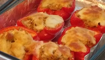 Baked Cheesy Stuffed Bell Peppers
